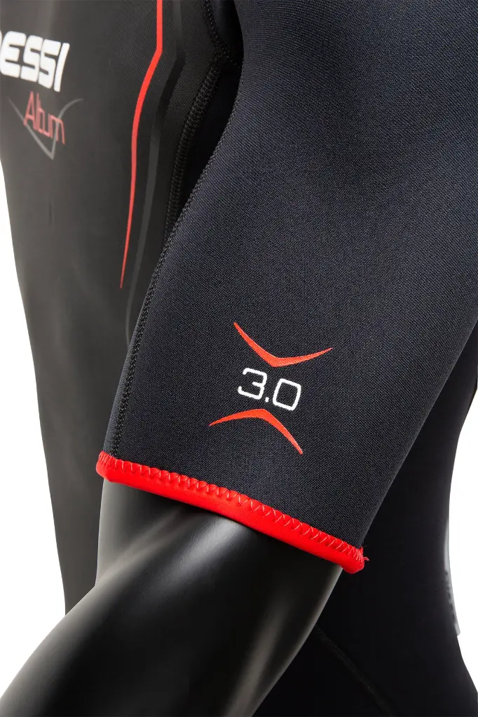 Wetsuit_Altum_Man_Shorty_Black_Red_3mm_Detail_3__WEB.webp