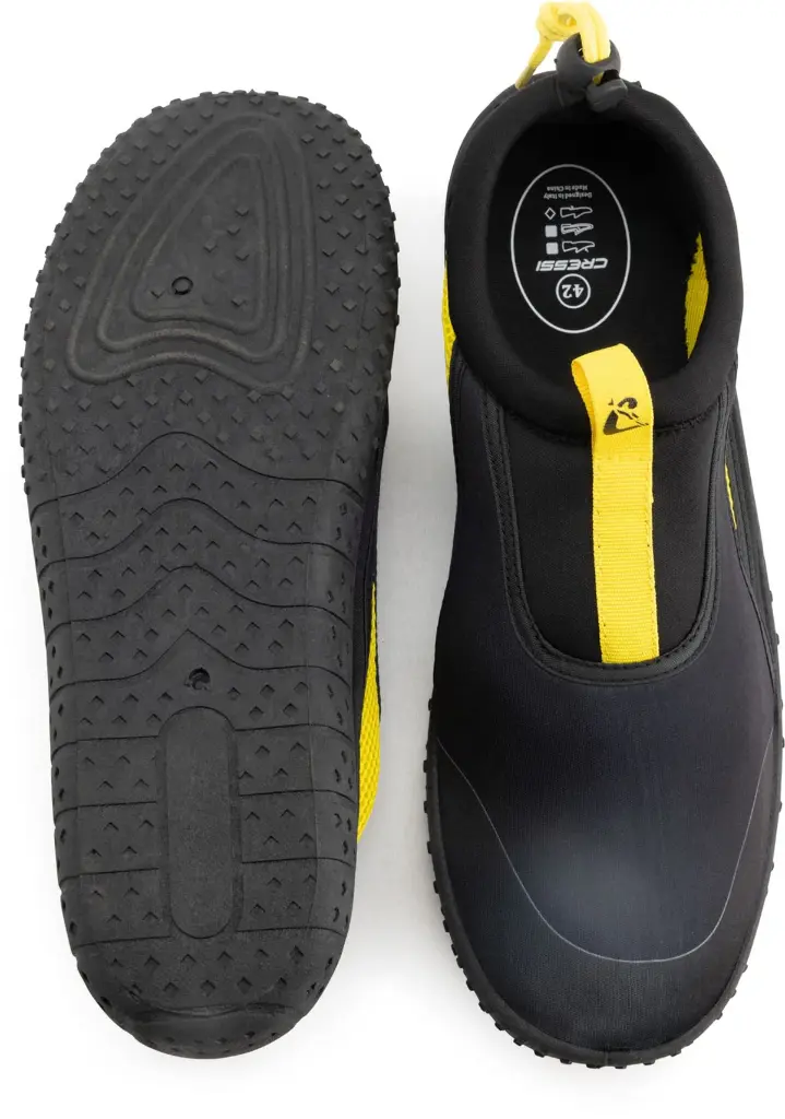 Footwear_Coco_Black_Yellow_7_WEB.webp