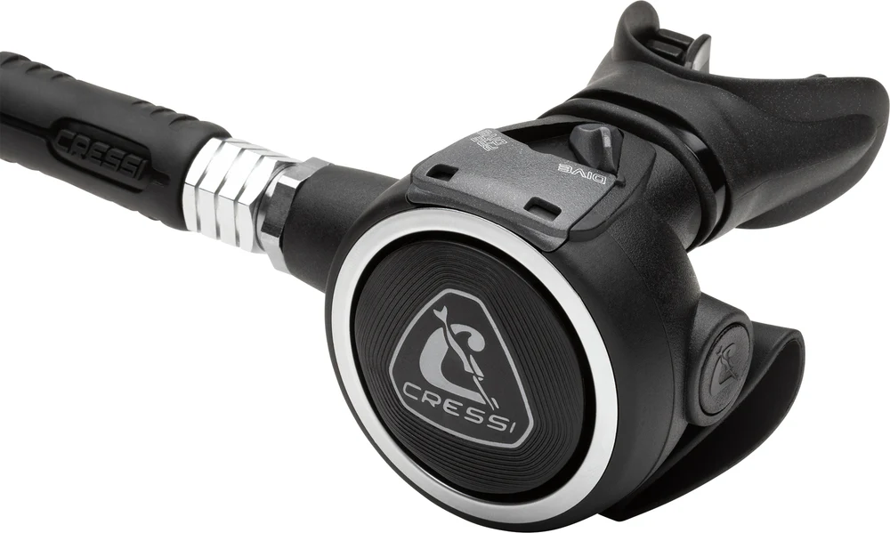MC11-SC/ZEN PRO REGULATOR INT SILVER